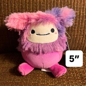 NWT VHTF 5” Woxie the Big Foot Squishmallows hot pink yeti Sasquatch plush toy